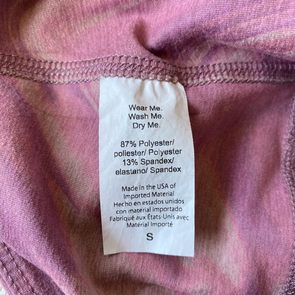 Beyond Yoga pink swirl/tie-dye bike shorts - small - Picture 8 of 10